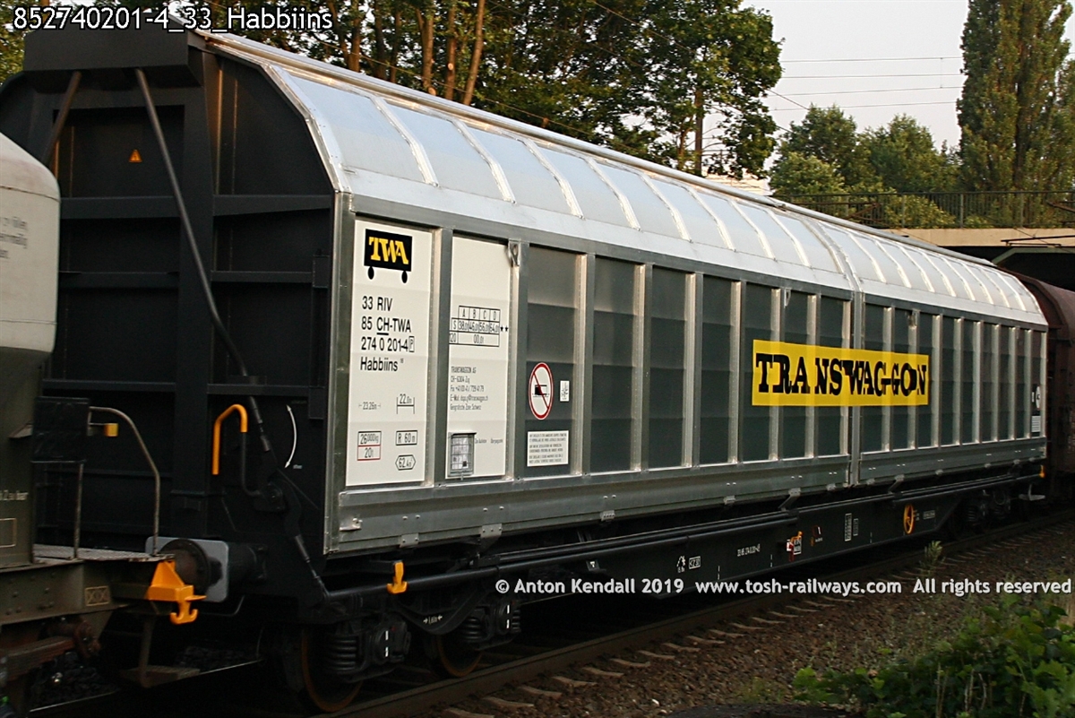 852740201-4_33_Habbiins.jpg